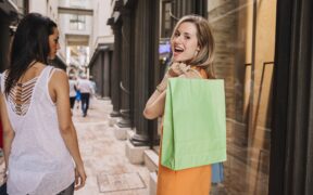 sacolas-de-papel-modelos-ideais-para-diferentes-negocios